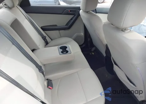 2010 Kia Forte Ex из США, поврежденный, VIN KNAFU4A22A5067805